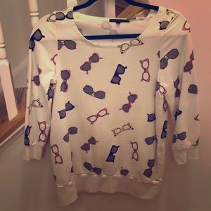 Vintage style sunglasses sweatshirt